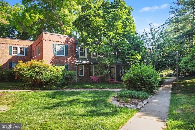 Foto del edificio - 2007 Key Blvd