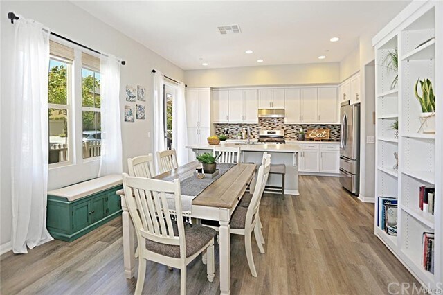 Building Photo - 106 Sencillo Pl
