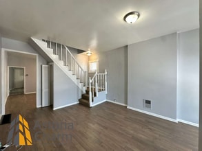 Building Photo - 1806 N Longwood St