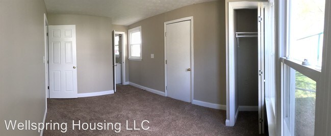 Building Photo - 2828 4th Ave