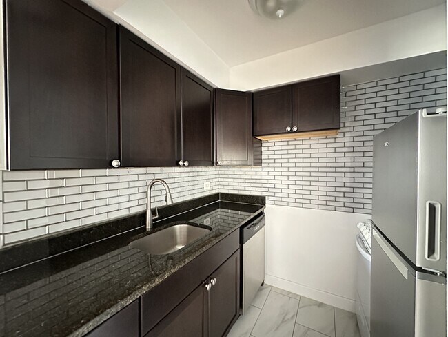 Foto del edificio - 6830 N Sheridan Rd