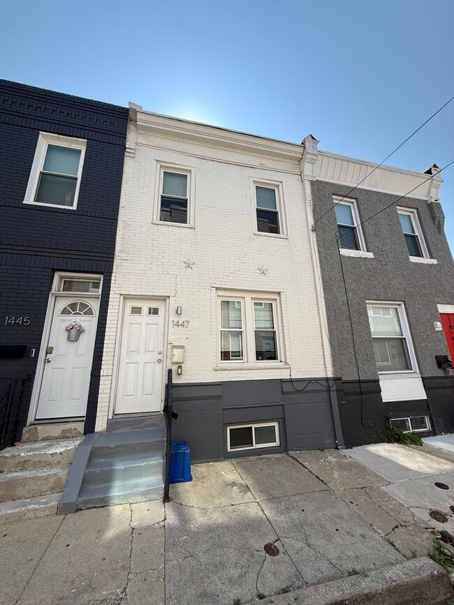 Building Photo - 1447 S Taylor St