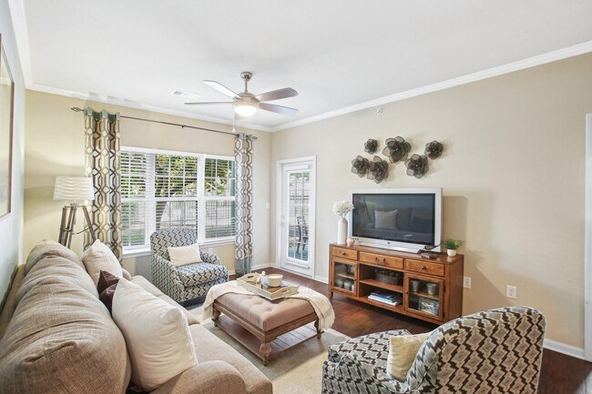 Foto del edificio - Grove at Shadow Green Apartments