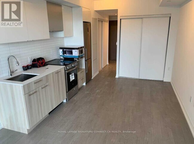 Photo du bâtiment - 251 Jarvis St