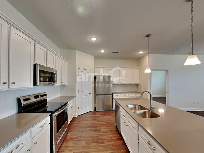 Foto del edificio - 2745 Ponds Trl