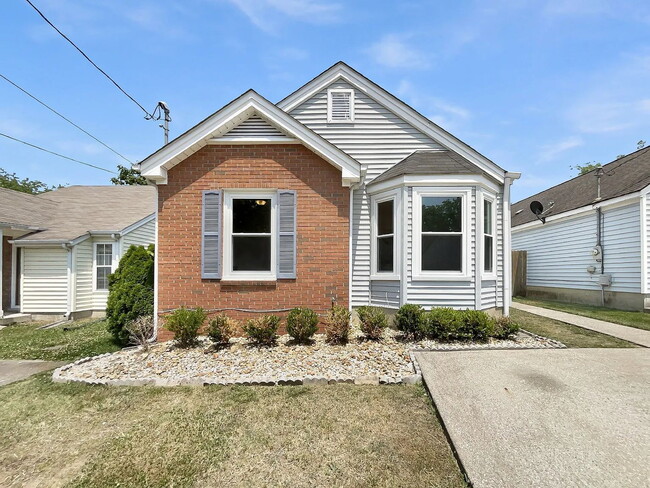 3 bedroom 2 bathroom East Nashville! - 3 bedroom 2 bathroom East Nashville! Apartment