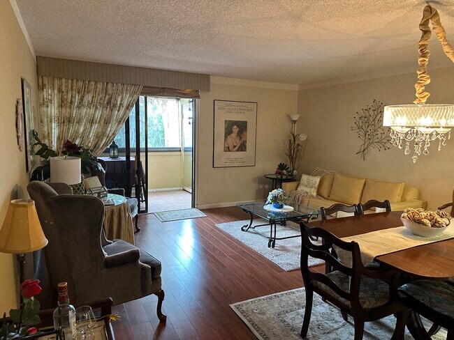Foto del edificio - 510 Cranes Way
