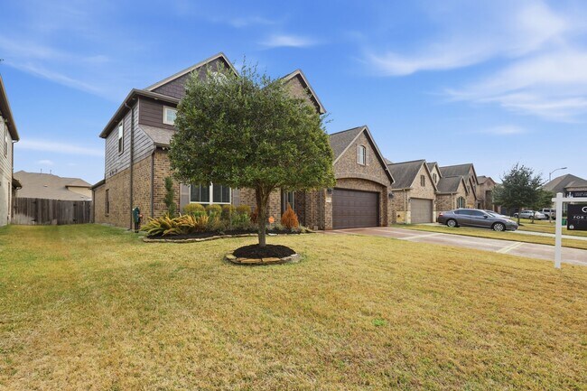 Foto del edificio - 24714 Longwood Forest Dr
