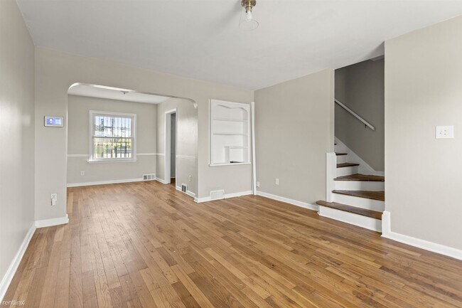 Building Photo - 2 br, 1 bath House - 450 Marquette Dr