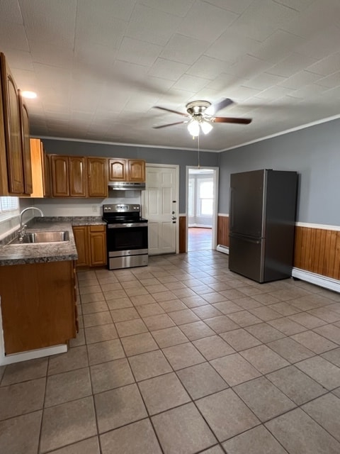 Building Photo - 133 Pleasant St