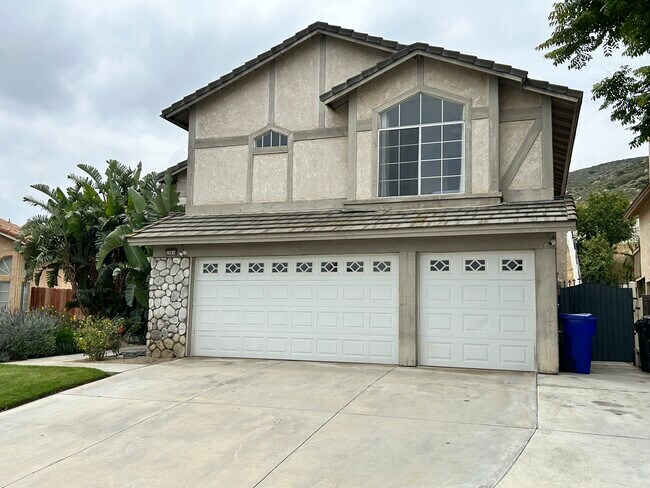 Foto del edificio - 15419 Ridgecrest Dr