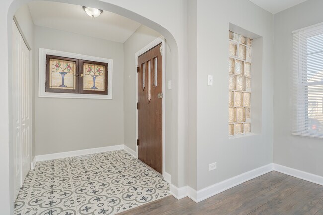 Foto del edificio - 8358 S Sangamon St