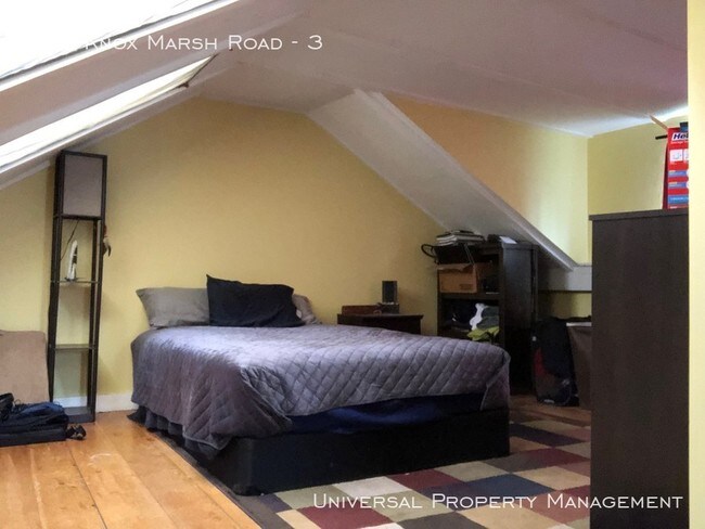 Building Photo - One Bedroom Apartment