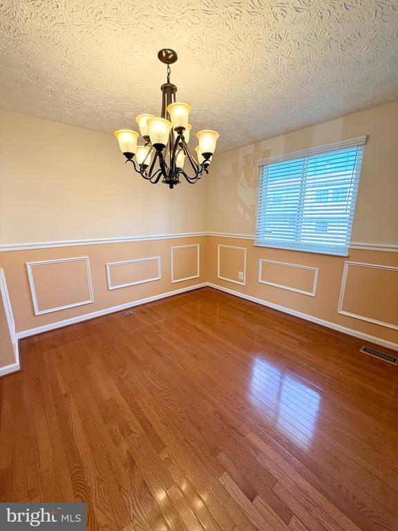 Foto del edificio - 5579 Glasgow Woods Ct