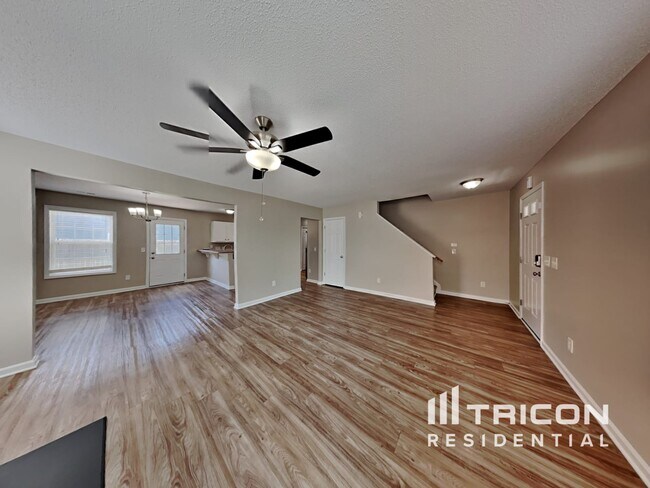 Building Photo - 3706 Glennstone Dr