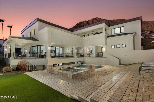 Foto del edificio - 5427 E Wonderview Rd