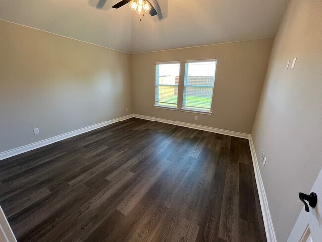 Foto del edificio - 7505 Scott Ln