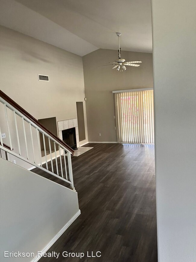 Foto del edificio - 3 br, 2.5 bath House - 880 N. Granada Dr