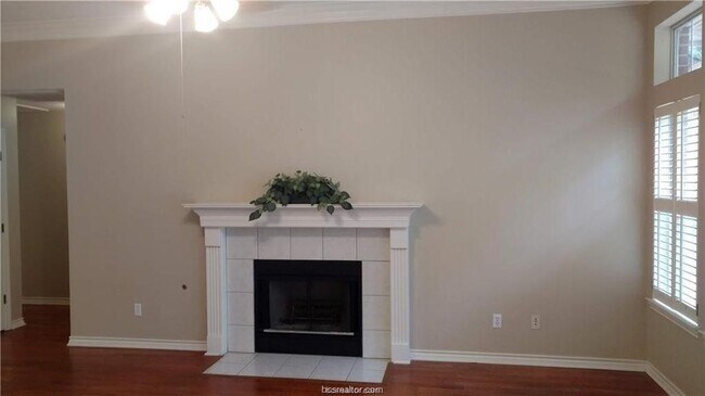 Foto del edificio - 712 Hasselt St