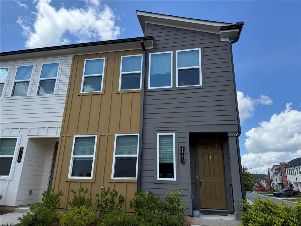 Primary Photo - 1645 Aeslin Dr NW