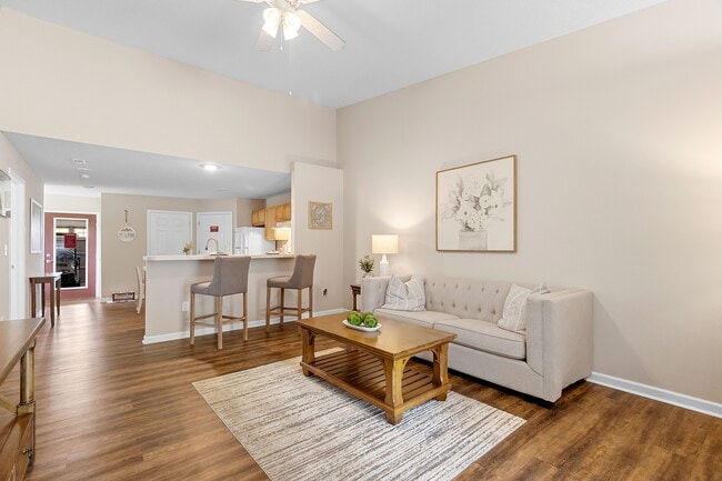 Building Photo - Redwood Pickerington