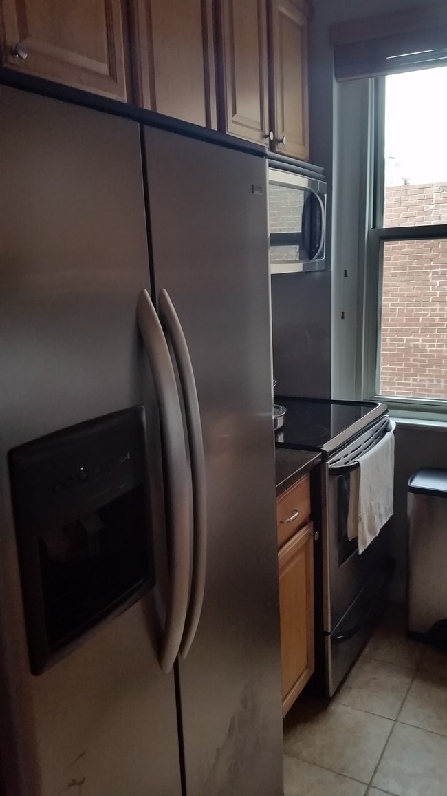 Kitchen - 1725 New Hampshire Ave NW