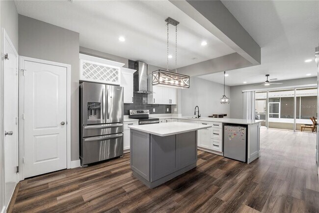 Foto del edificio - 26532 Castleview Way