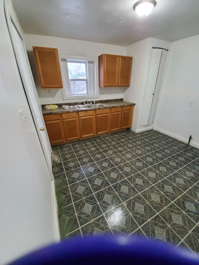 Primary Photo - 3613 Grand Blvd
