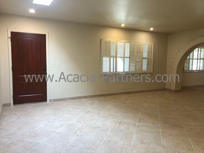 Foto del edificio - Newly Remolded Three bedroom home with pool and spa