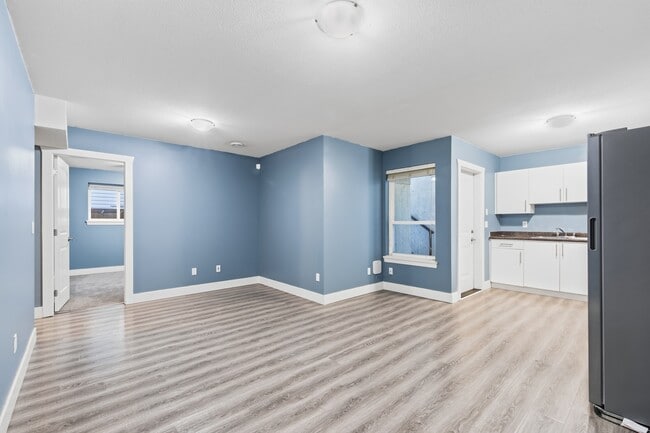 Photo du bâtiment - 6776-183B 183B St