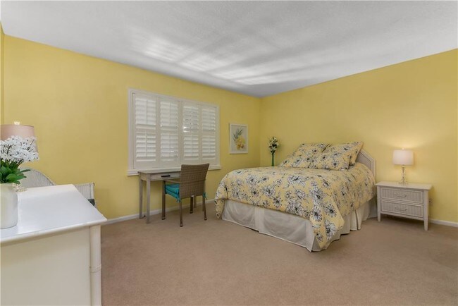Foto del edificio - 3100 SE Pruitt Rd