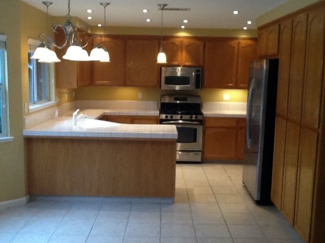 Building Photo - House For Rent in Modesto
