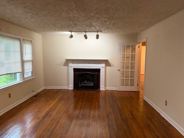 Foto del edificio - 111 Todd Cir