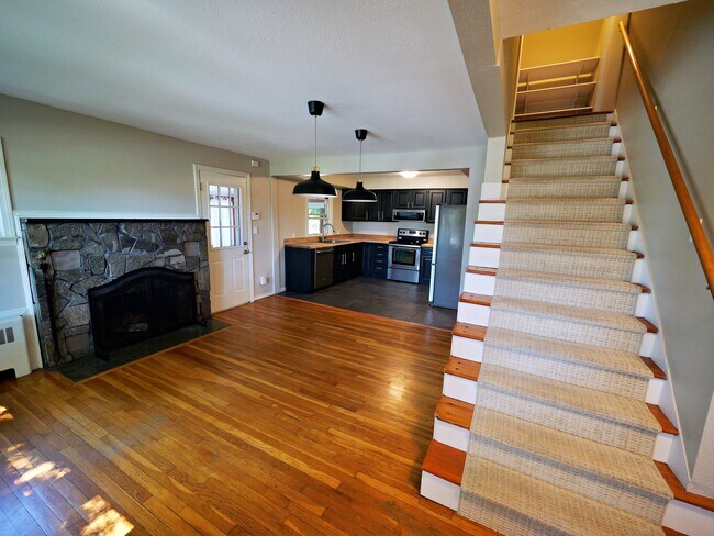 Foto del edificio - 1026 Springfield St