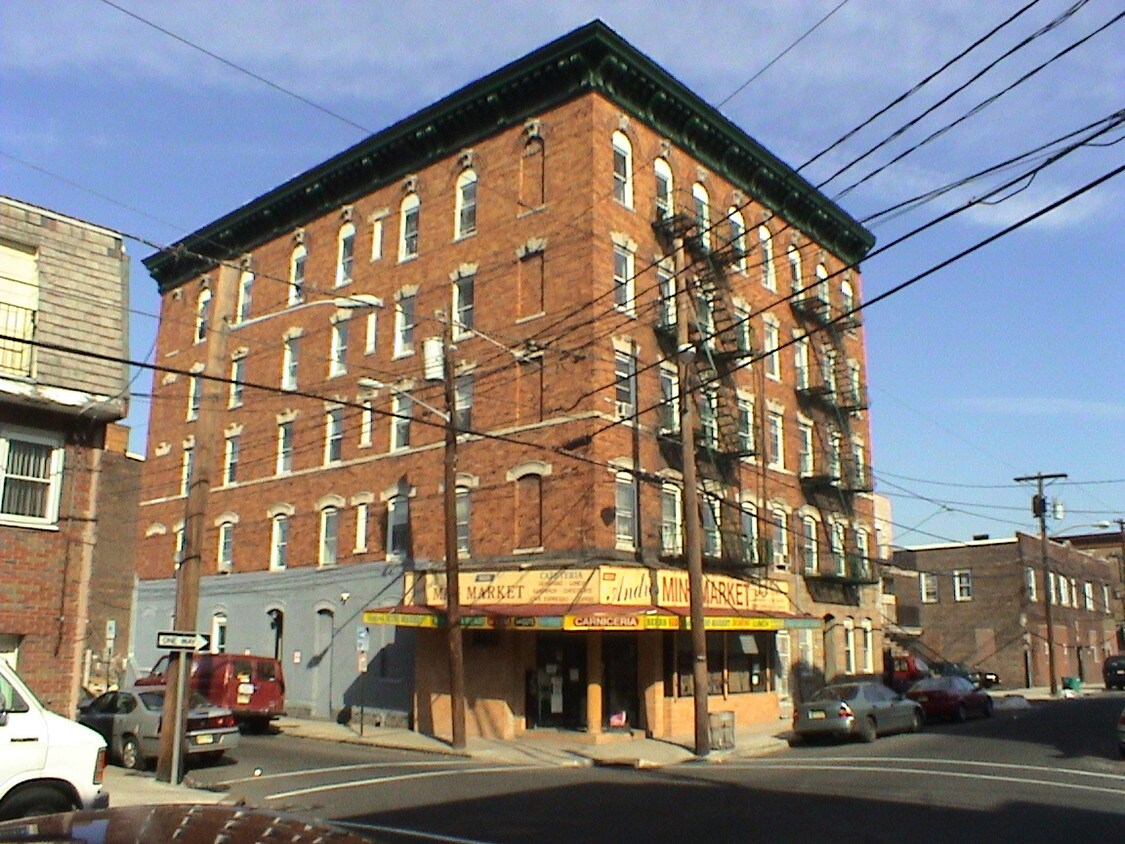 Building Photo - La Esquina Del Zorro