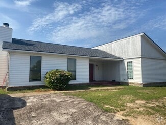 Building Photo - 2501 Tara Heights Cir