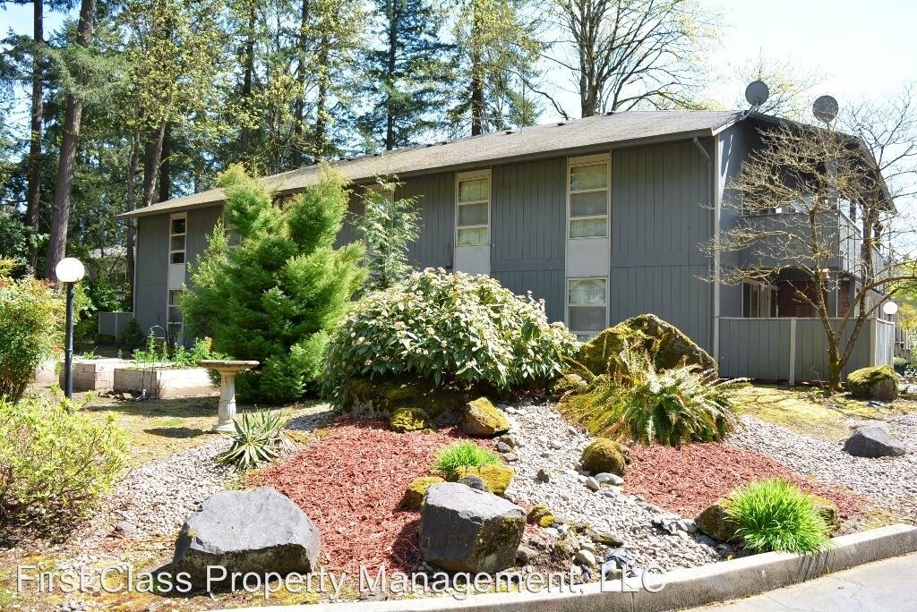 Primary Photo - 4628 Oakridge Rd