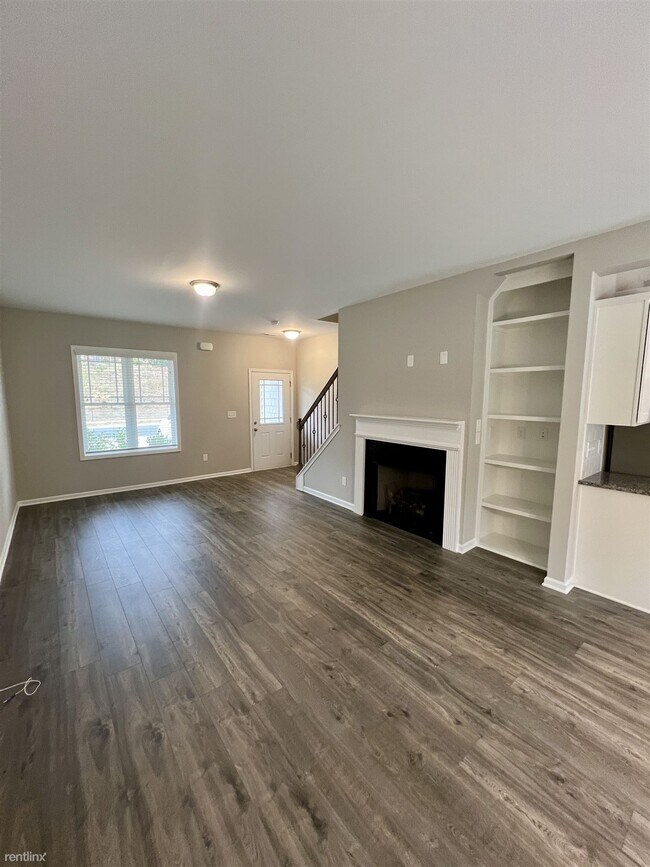 Building Photo - 3 br, 2.5 bath House - 183 Diploma Dr