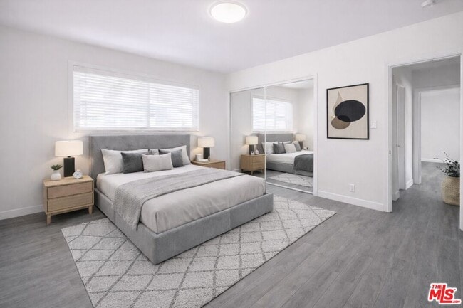 Building Photo - 1446 Cochran Ave