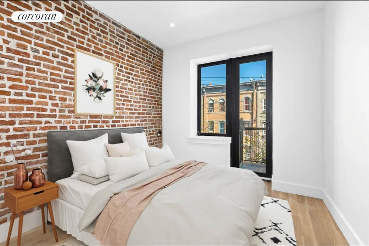 Foto principal - 310 Menahan St