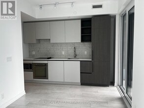 Building Photo - 55 Mercer St