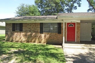 Building Photo - 8610 Figland Ave