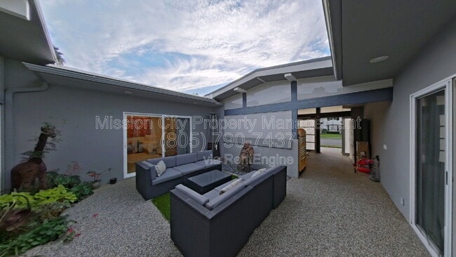 Foto del edificio - 5339 Berkeley Rd