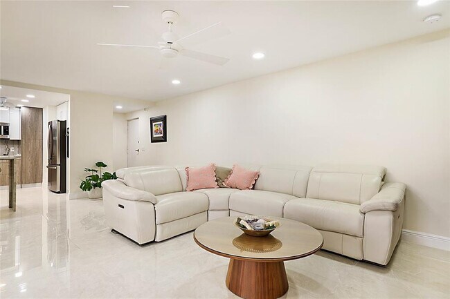 Foto del edificio - 2800 N Ocean Dr