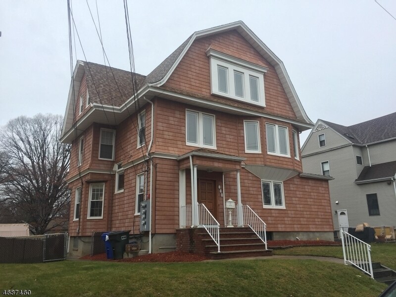 Primary Photo - 120 Elliott Pl