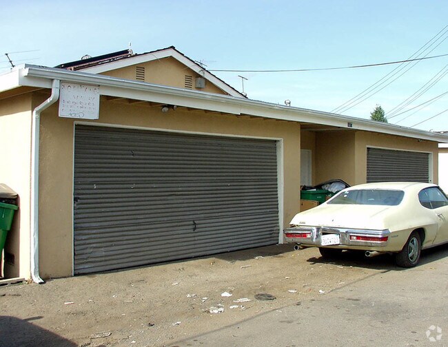 Alternativa vista 2 - 1017 N Shattuck Pl