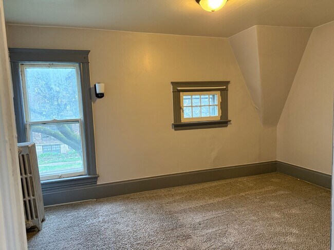 Foto del edificio - 515 W Franklin St