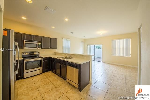 Foto del edificio - 8849 W 35th Ln  8849