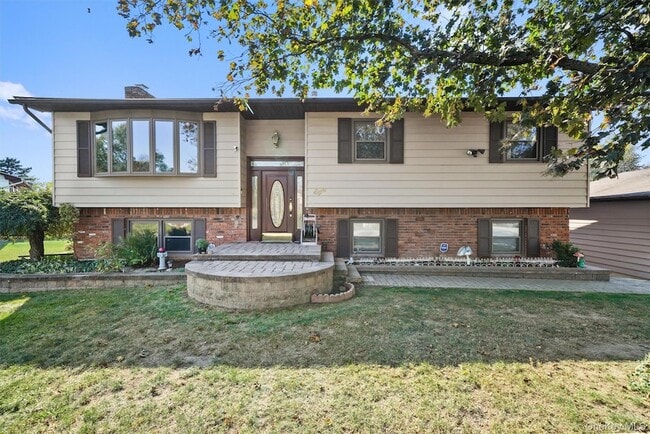 Building Photo - 8 Badami Dr