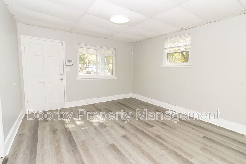 Foto principal - 3115 14th Ave
